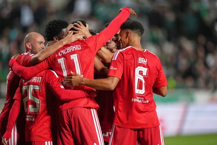 Benfica goleia Omonia por 4-1 e assume a liderança isolada da Liga Europa