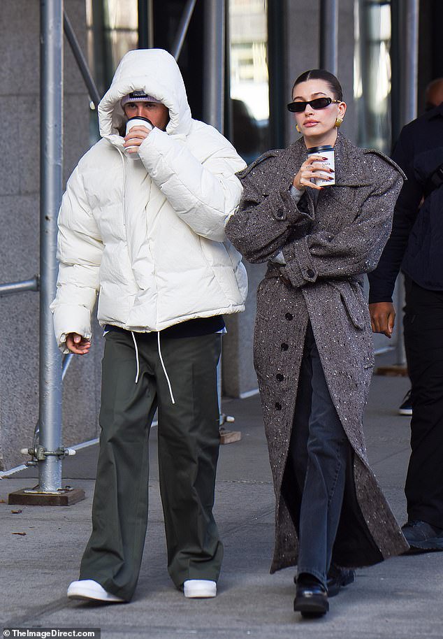 Hailey Bieber rocked charcoal coat as she steps out with husband Justin Bieber (Photos) 