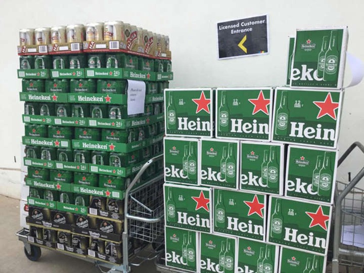 a close up of a green screen: FILE: Distributors prepare to send out beer after the ban on alcohol sales was lifted with the country moving to lockdown level 2 on 18 August 2020.