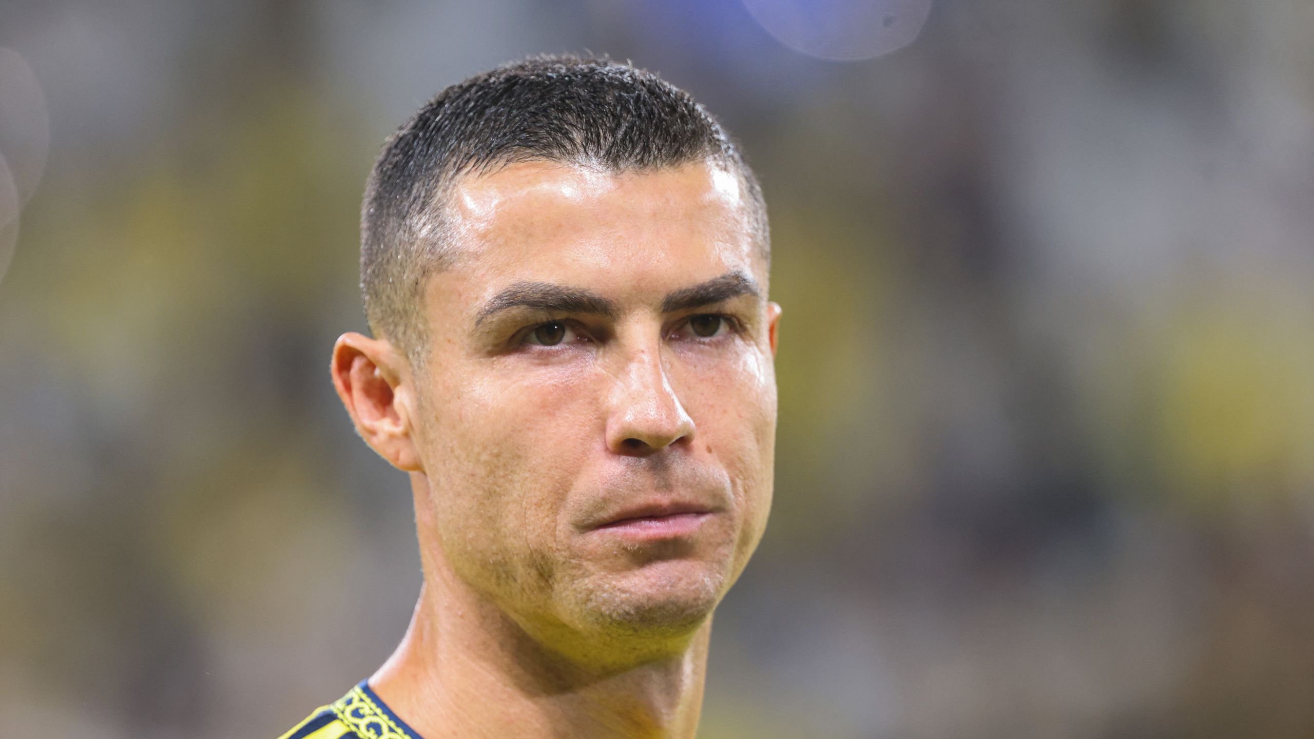 Cristiano Ronaldo Nahaufnahme Thema CartierUhr InstagramPost vor Strafe