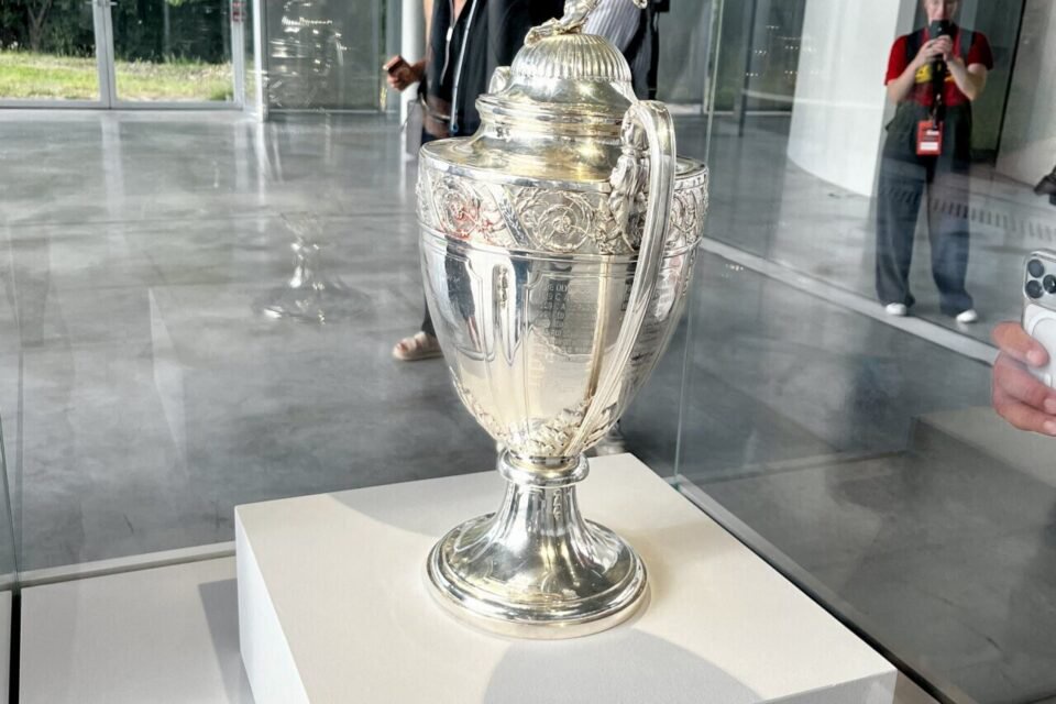 La Coupe de France sera exposée à l'hôtel de ville de Lens du lundi 19 au mercredi 21 octobre 2026.