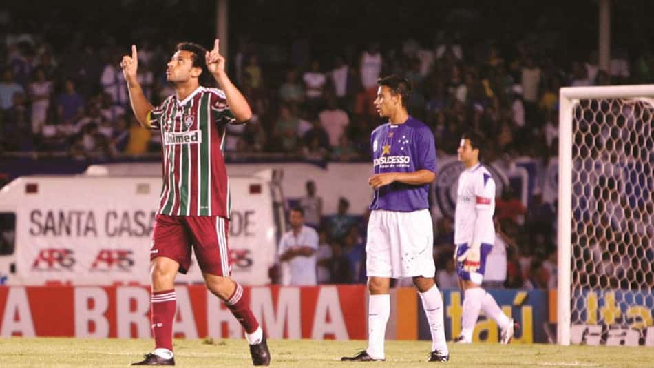 Fred comemora gol pelo Fluminense