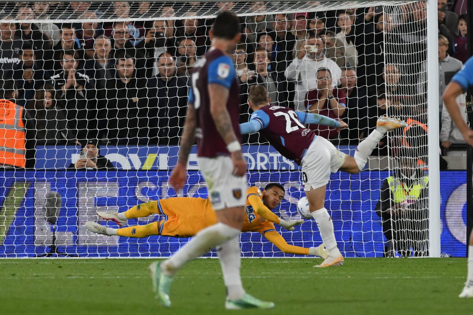 West Ham United v Queens Park Rangers - Sky Bet Championship 2026/27