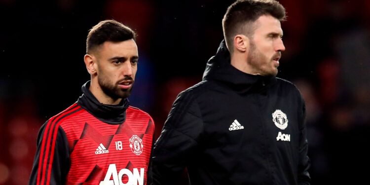 Michael Carrick And Bruno Fernandes Hold Talks To Resolve Man United Crisis