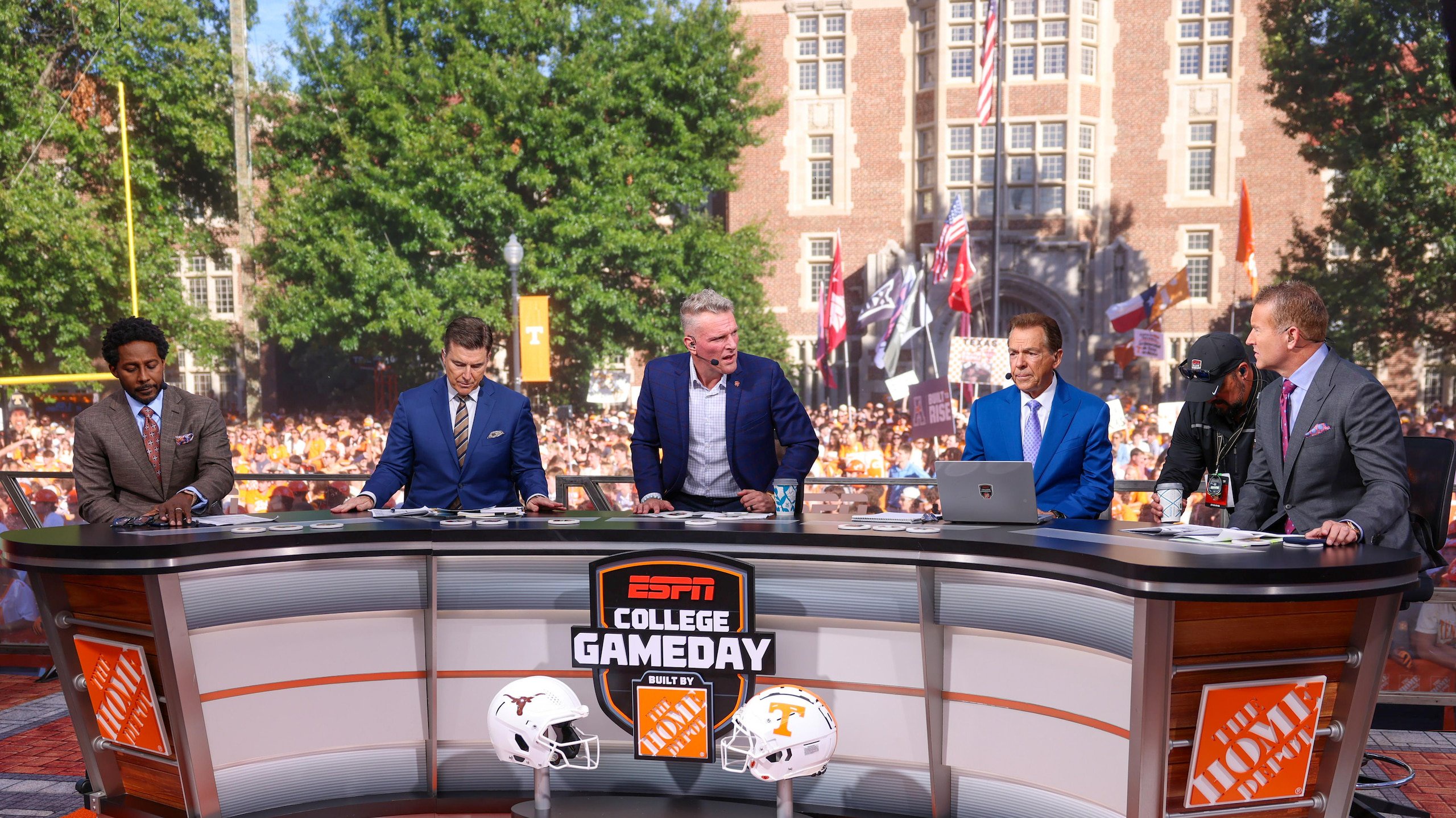 Texas v Tennessee