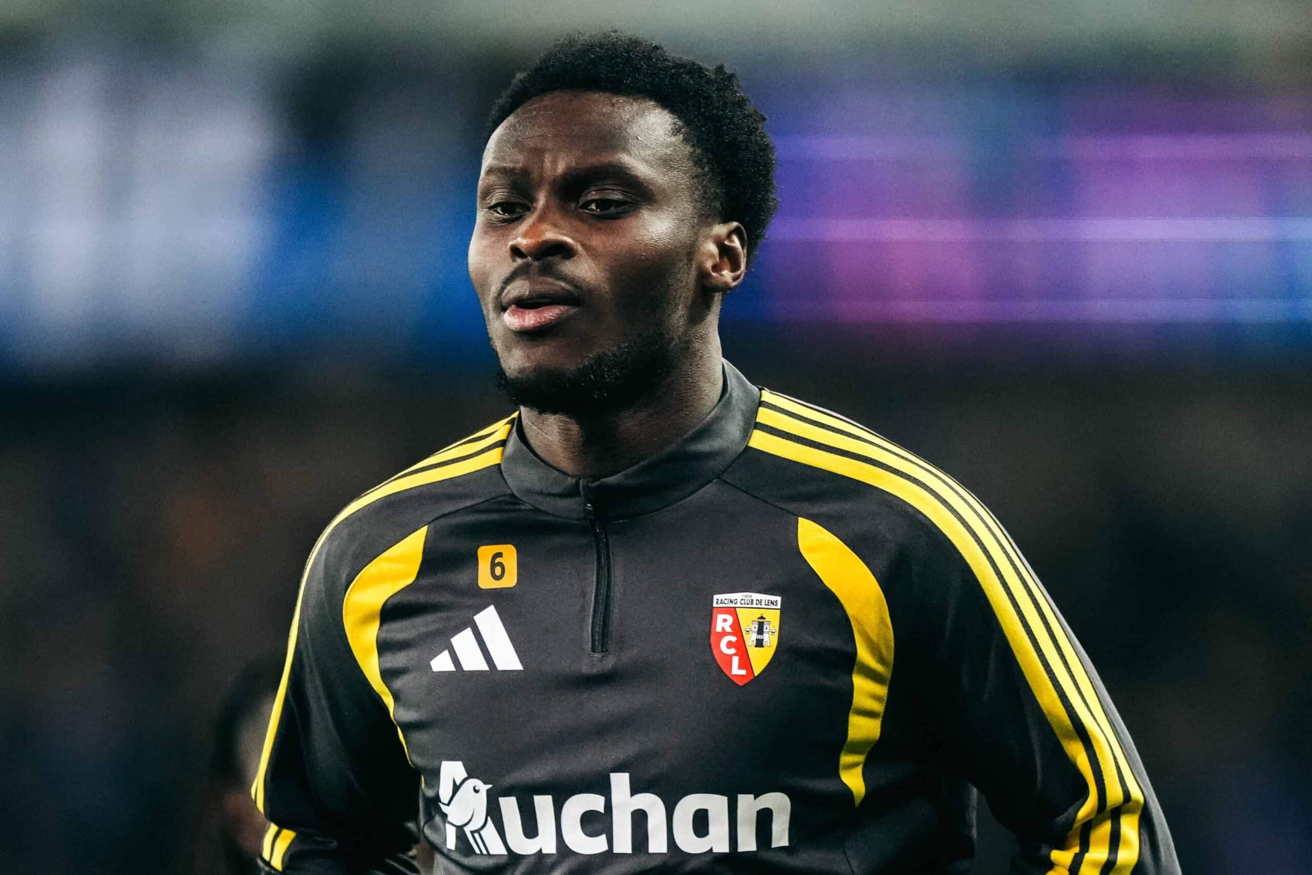 Samson Baïdoo, défenseur central du RC Lens.