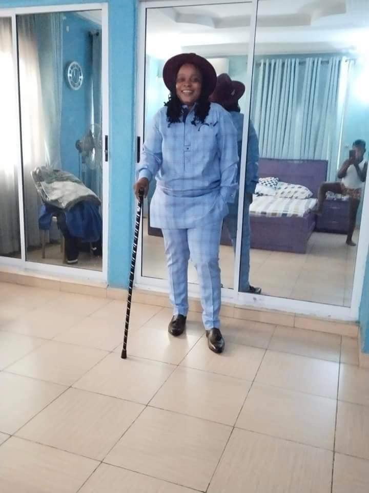 Hilarious! Nigerian women rock their husband