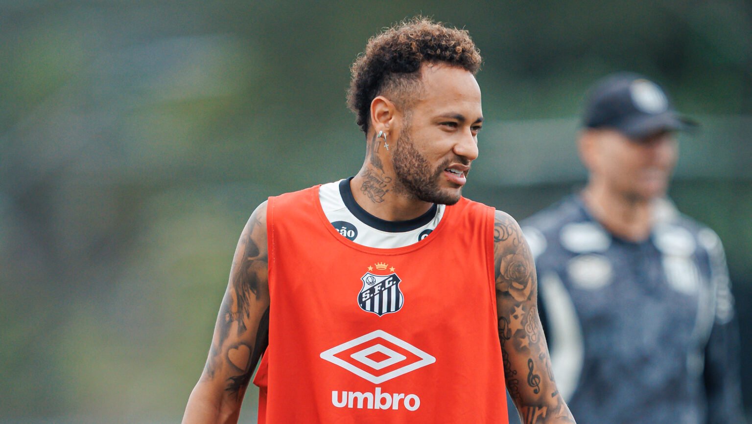 Neymar durante treino - Foto: Raul Baretta/ Santos FC.