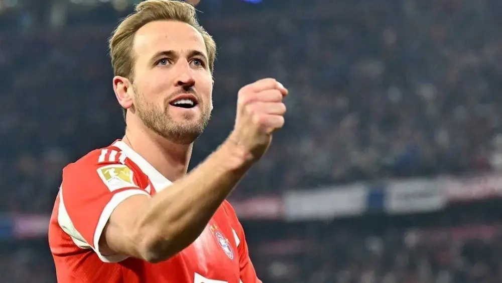 Harry Kane conquistou a Bola de Ouro 2026 após marcar 73 gols em 65 partidas na temporada avaliada pela France Football - (Foto: Divulgação/Bayern München)