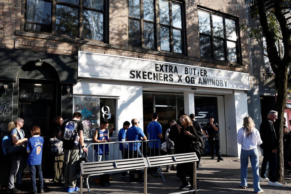 People waiting in line outside the Extra Butter store for the Skechers x OG Anunoby event.