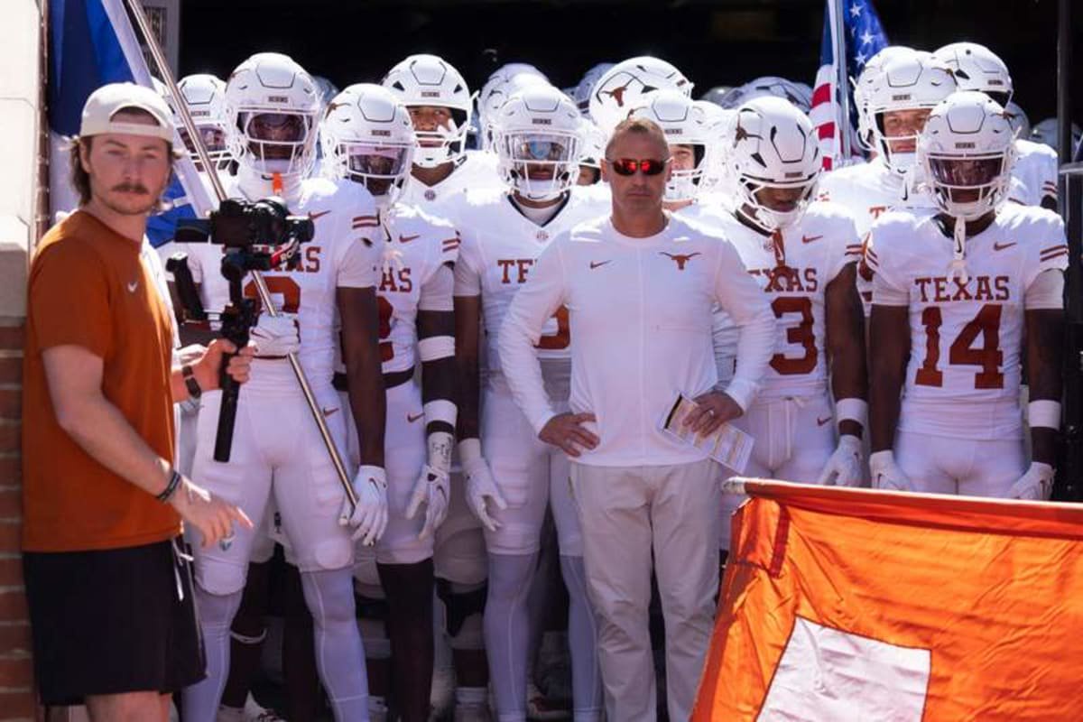 Texas coach Steve Sarkisian prepares to lead his team onto the field to start the college football game against Tennessee on Sept. 26, 2026, in Knoxville, Tennessee.