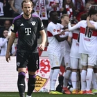 Bayern emerges beaten and bruised from last Real Madrid warmup. Dortmund routs Augsburg ahead of PSG