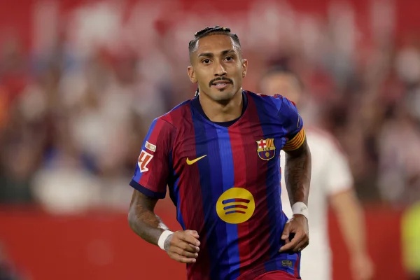 Hansi Flickr confirma titularidade de Raphinha contra o PSG na Champions - destaque galeria