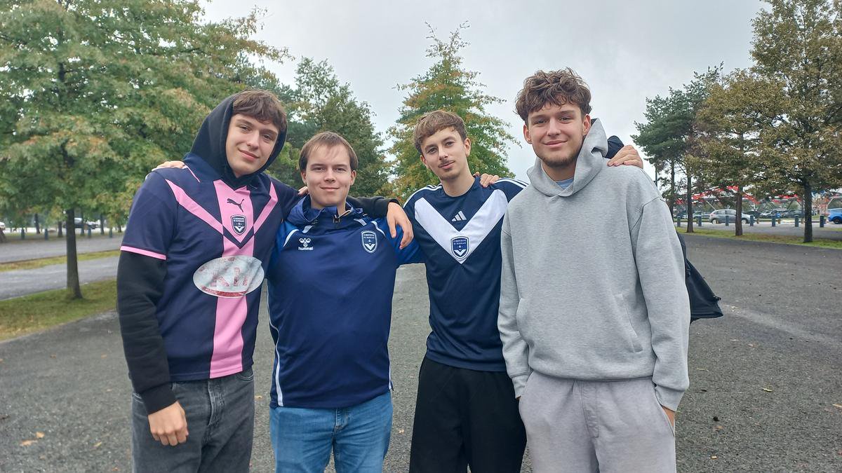 Antoine, Valentin, Théo et Clément, 18 à 21 ans : « Nous, on n’a jamais connu que ce stade, on avait trop envie d’y revenir. »
