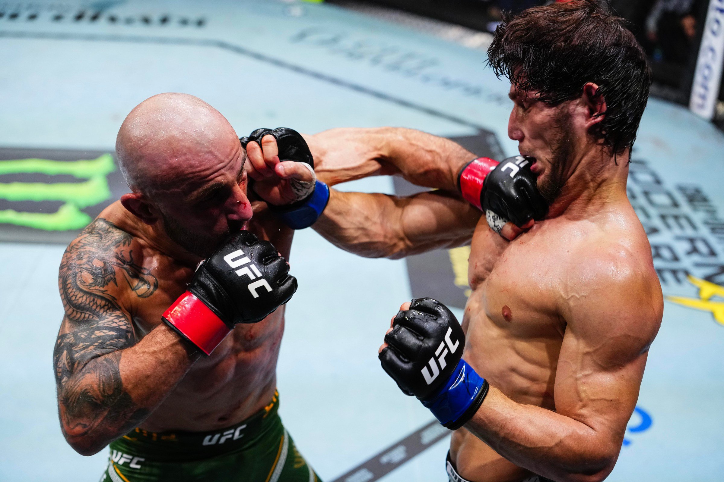 UFC 333: Volkanovski v Evloev