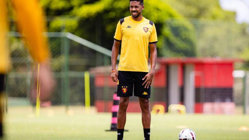 Willian Oliveira prega atenção no Sport para decisão contra o Botafogo-SP