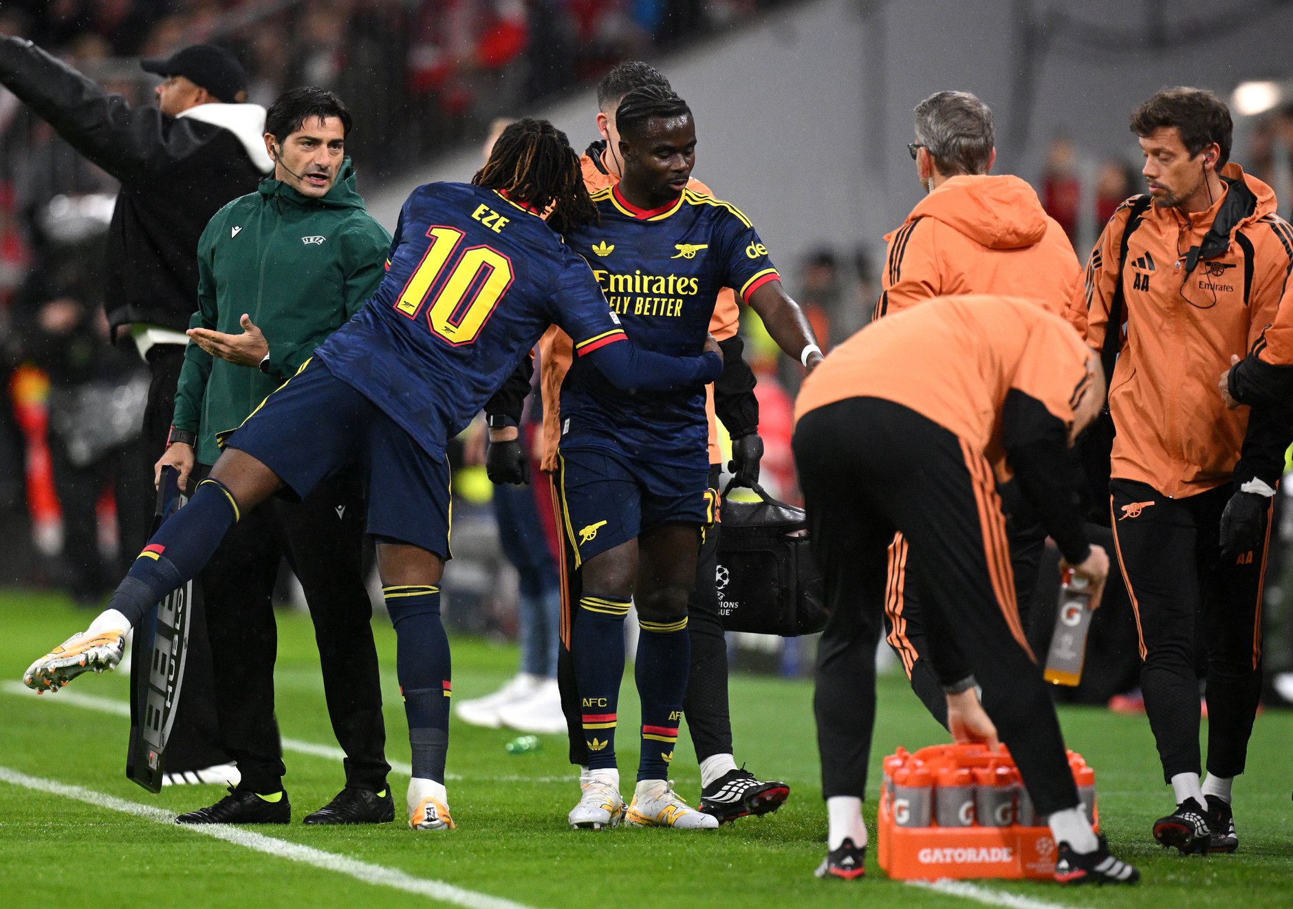 The forward limped off, with Eberechi Eze replacing him
