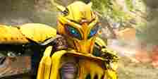 Bumblebee looking ready for battle in Bumblebee