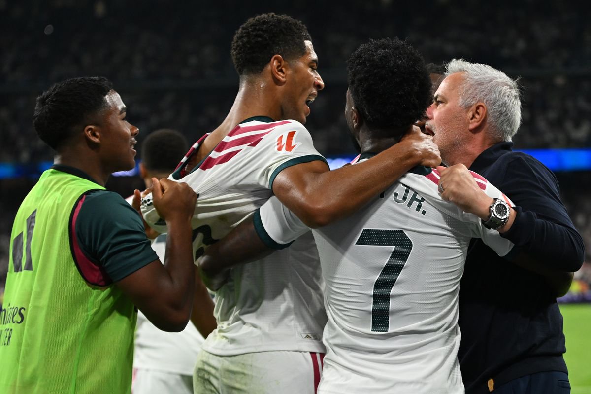 Vinicius Jr celebrated with Jose Mourinho following his disallowed goal