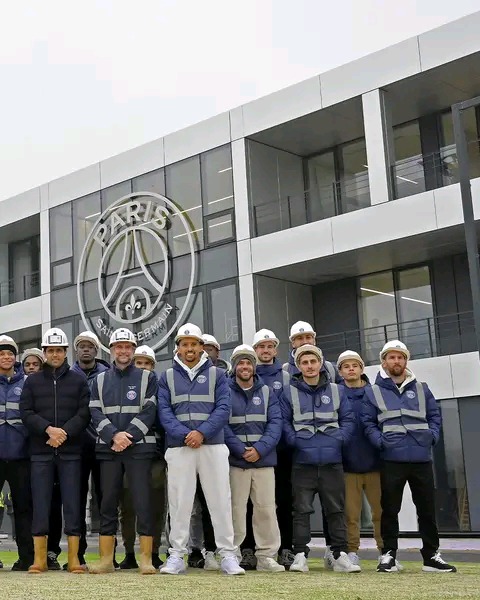 Photo: Messi And His Teammates, Dressed Like Engineers As They Visited Their Future Training Center