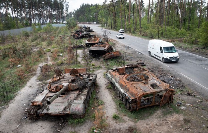 After 3 months, Russia still bogged down in Ukraine war | The Seattle Times