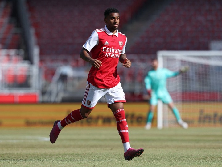 Arsenal's Reiss Nelson 'out for couple of months with quadriceps injury' -  Sports Mole