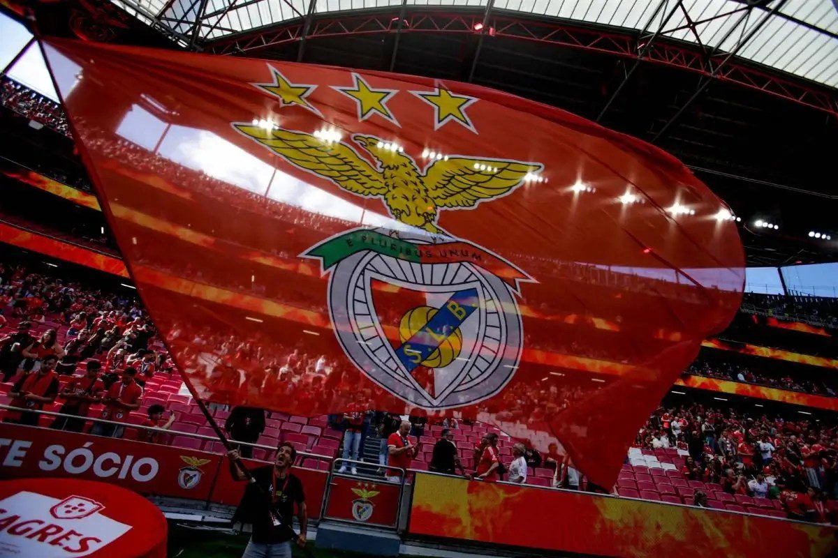 €80m Benfica full-back tracked by Manchester United