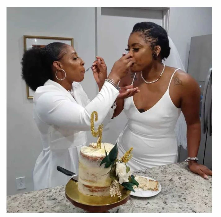See wedding pictures of beautiful lesbobo couple that has gone viral online