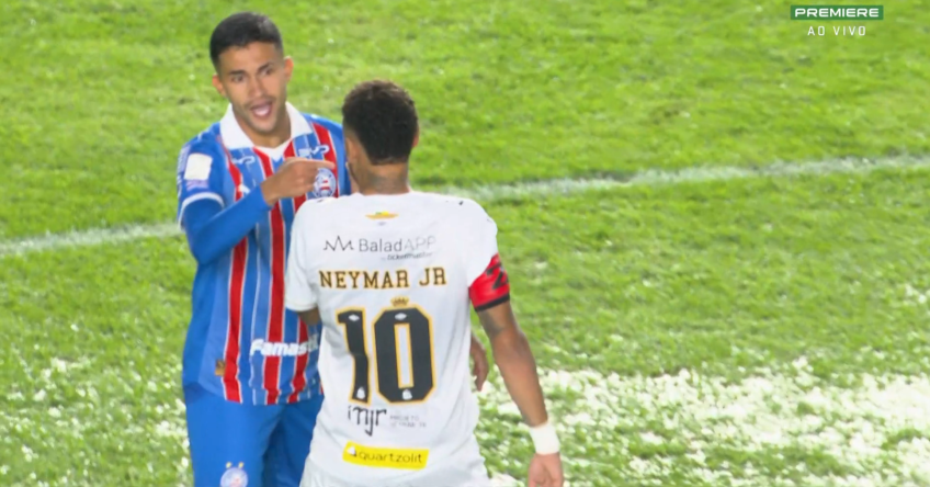 Neymar tapa a boca em discussão com Rodrigo Nestor, do Bahia, e é expulso • Reprodução/Premiere