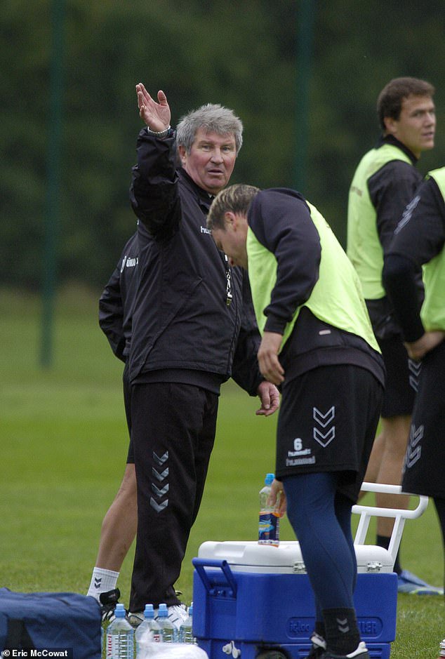Eduard Malofeev failed to win a single match during his short spell in the Tynecastle dugout