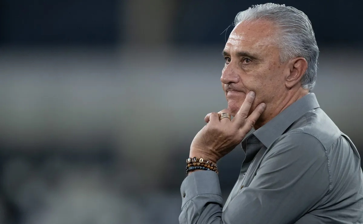 Tite técnico do Botafogo durante partida contra o Chapecoense. Foto: Jorge Rodrigues/AGIF
