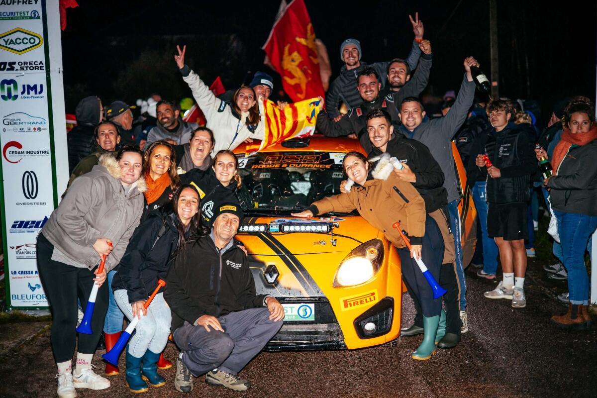 La joie était de mise à l'arrivée dans les clans Benedetto et Troin et leurs amis.