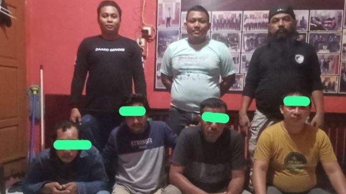 Pelaku sindikat uang palsu di UIN Alauddin Makassar, ditangkap di Mamuju, Sulawesi Barat, Senin (16/12/2024) malam.