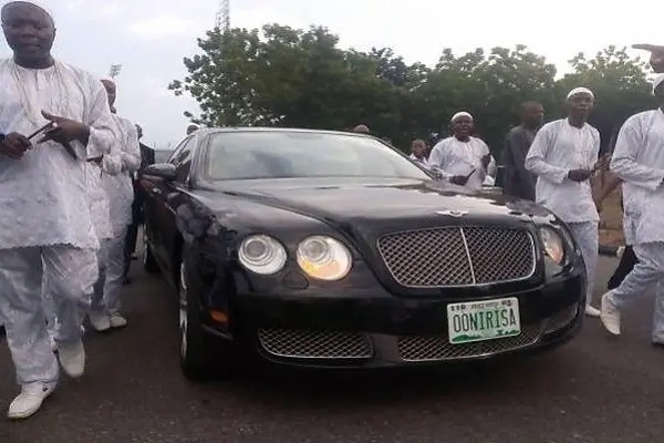 Classic 1970 Mercedes-Benz Joins Ooni Of Ife's Car Collection - autojosh 