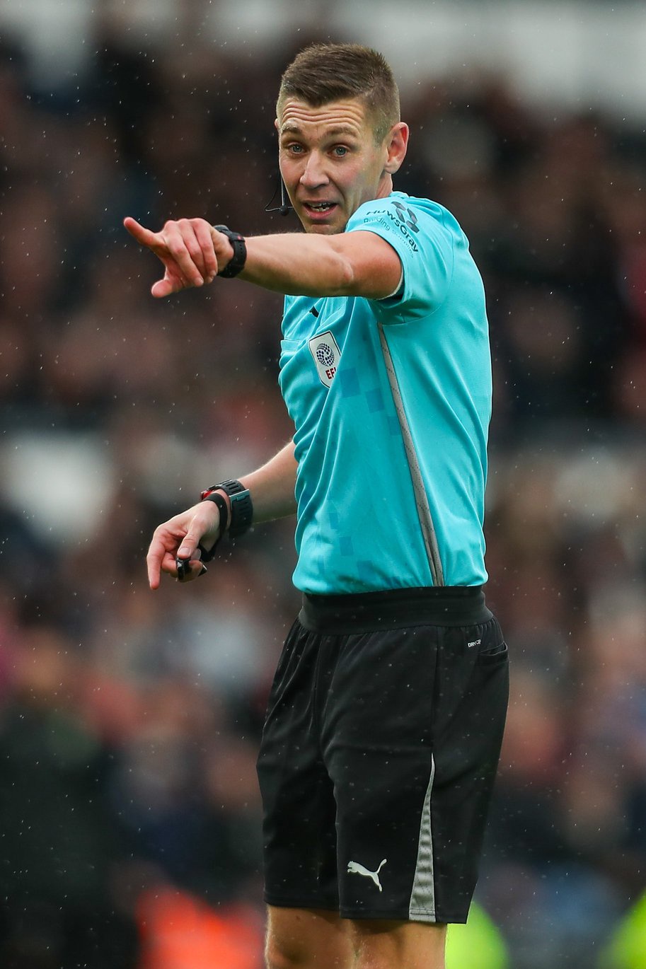 Donohue officiating Derby vs Wrexham