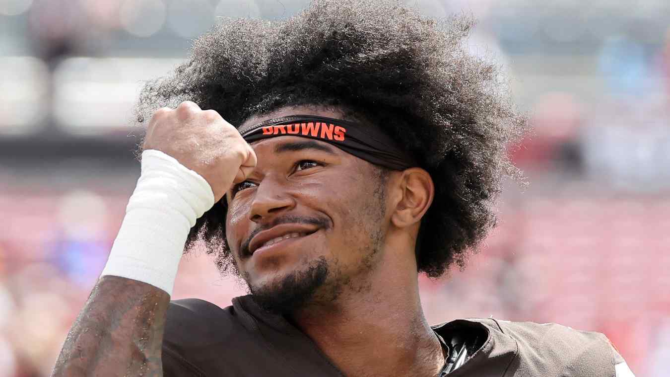Cleveland Browns rookie receiver KC Concepcion left the game against the Jets.
