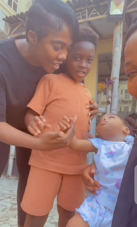 “Jam Jam Where Will You Put Imade Now?” Reactions As Tiwa Savage & Son Visit Tianna & Daughter in Cute Video