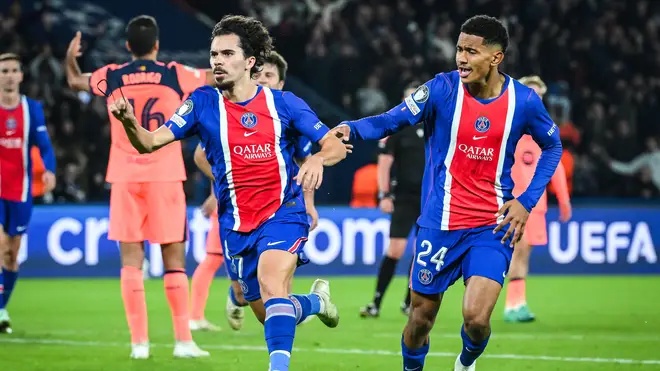 PSG celebrate their 4-2 win on Tueday.
