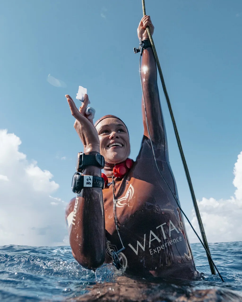 Apnée – Jade Agboton dépasse les 100 mètres et décroche l’argent mondial