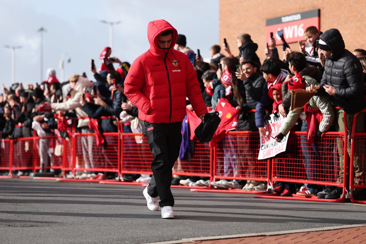 Bruno Fernandes cut a dejected figure walking into Old Trafford (Getty)