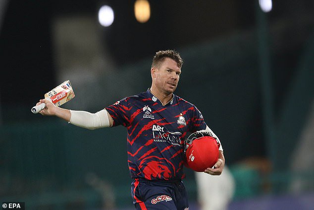 Warner, who scored a crucial half-century, looked visibly frustrated despite guiding Karachi Kings toward an important win