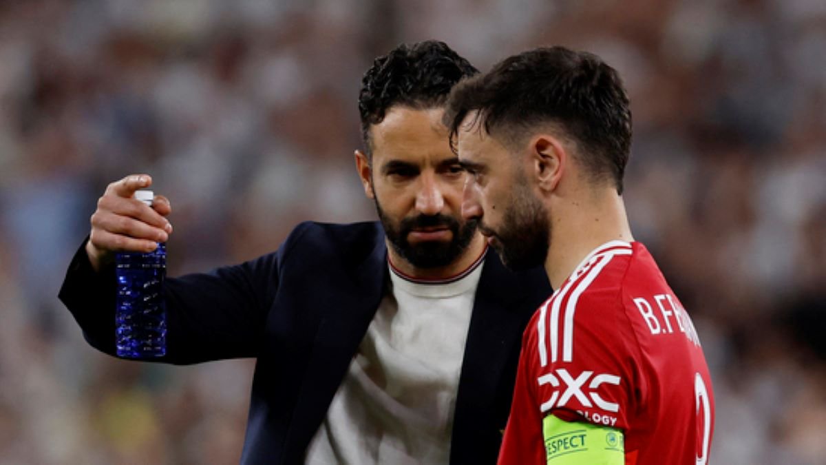 Ruben Amorim monitoring Bruno Fernandes situation