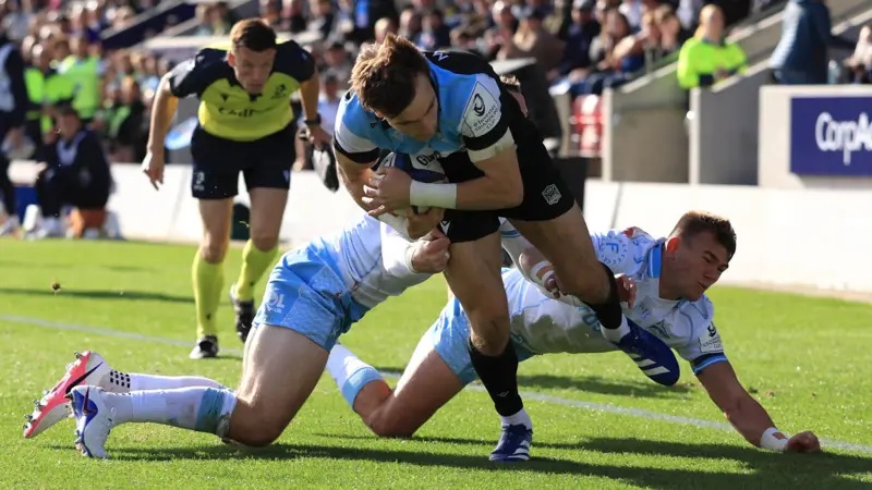Jamie Dobie scores for Glasgow