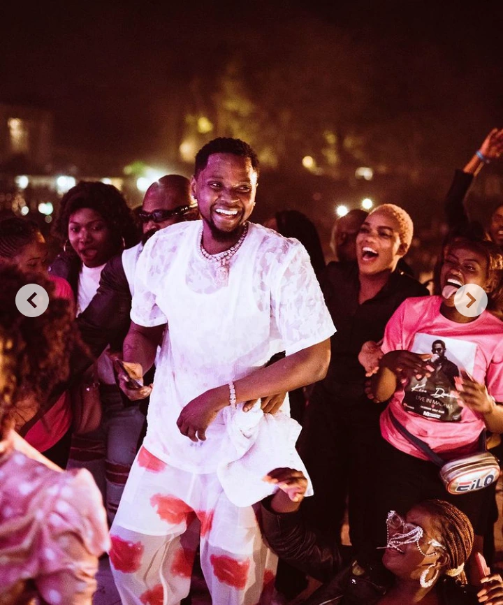 Reactions As Kizz Daniel Shuts Down His Show In Malawi With His Stage Performance Kizz Daniel Shuts Down His Show In Malawi