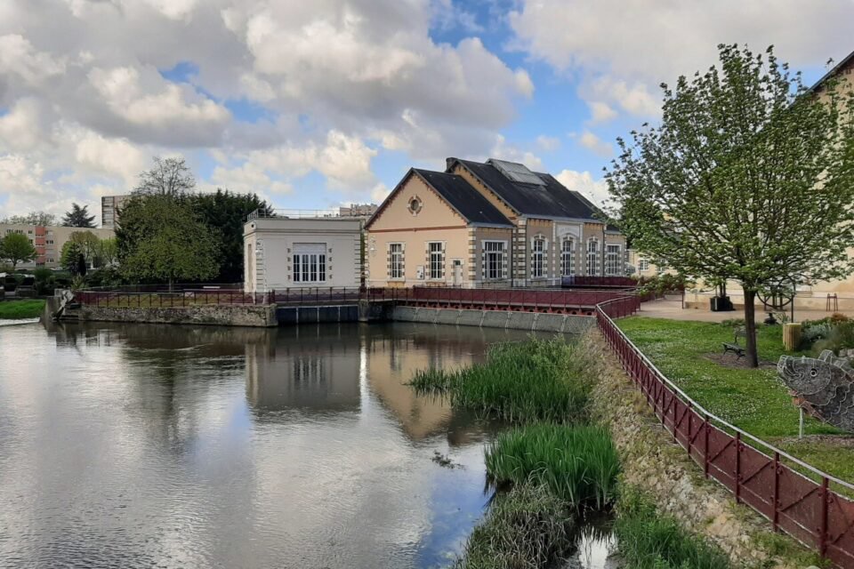 Si jamais le temps n'est pas propice à une promenade extérieure, pourquoi ne pas aller visiter la maison de l'eau ?