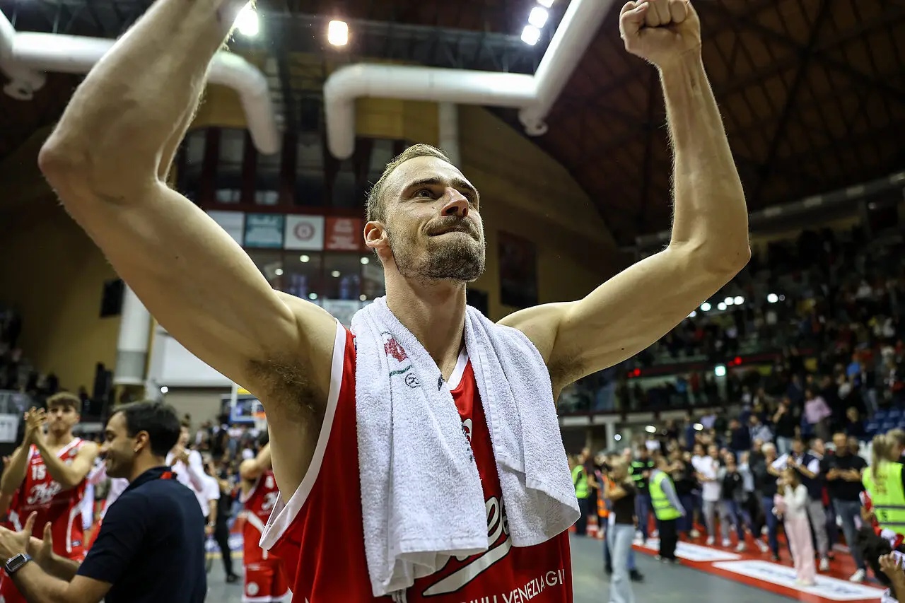 Pallacanestro Trieste defeats Cantù 92-72 at PalaTrieste