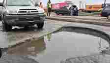 Responsible management of federal, state and local transport infrastructure: Potholes in roads
