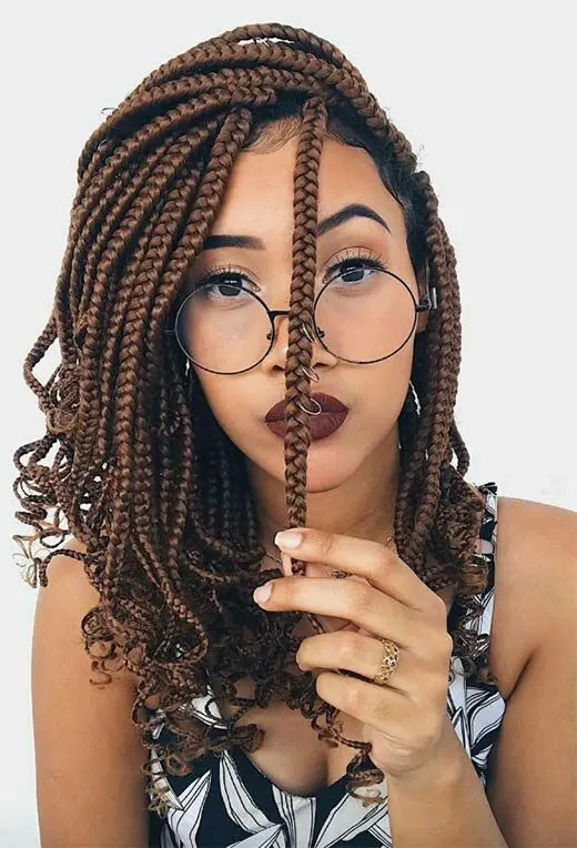 Beautiful rolls hairstyle you can try out to look more beautiful (photos) 30