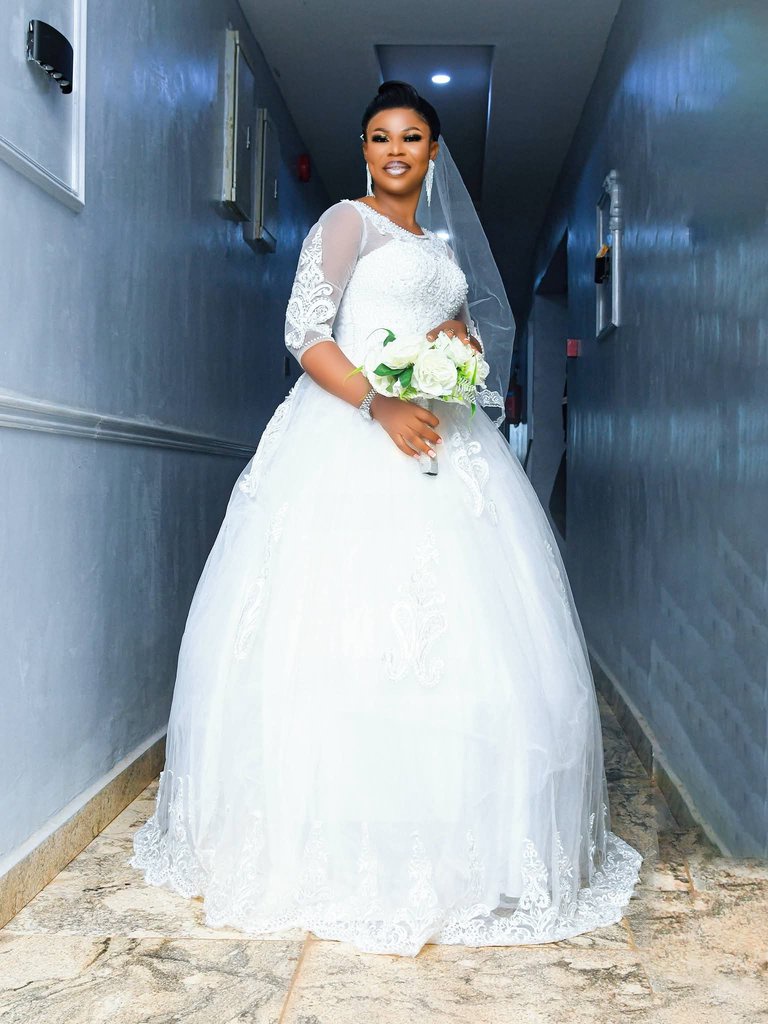 Woman allegedly st@bbed to d3ath one month after her wedding in Delta