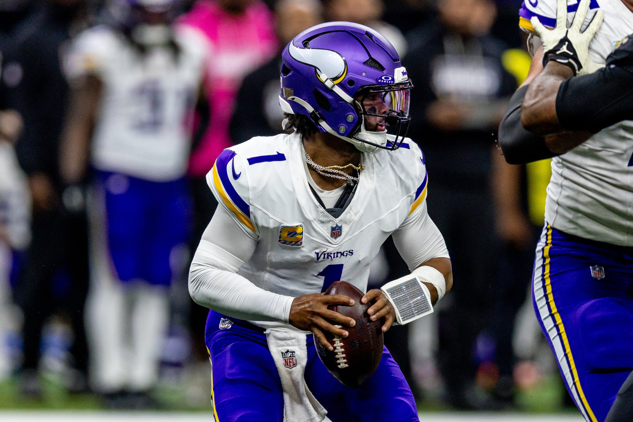 NFL: Minnesota Vikings at New Orleans Saints
